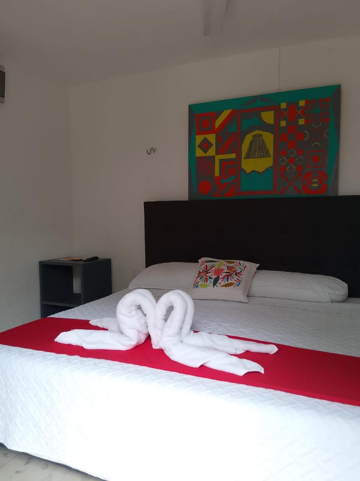 Hotel Downtown Mérida Esterno foto